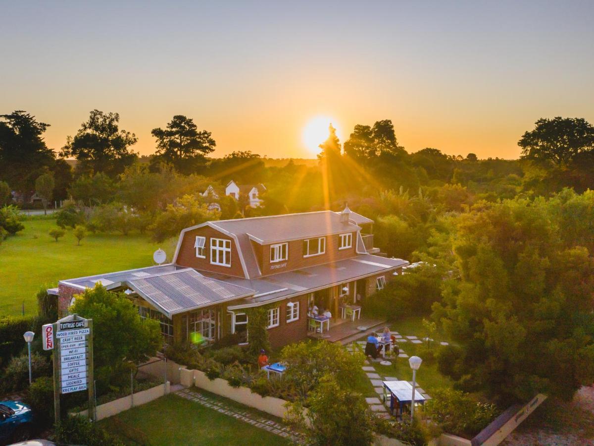 At The Woods Guest House Stormsrivier Extérieur photo