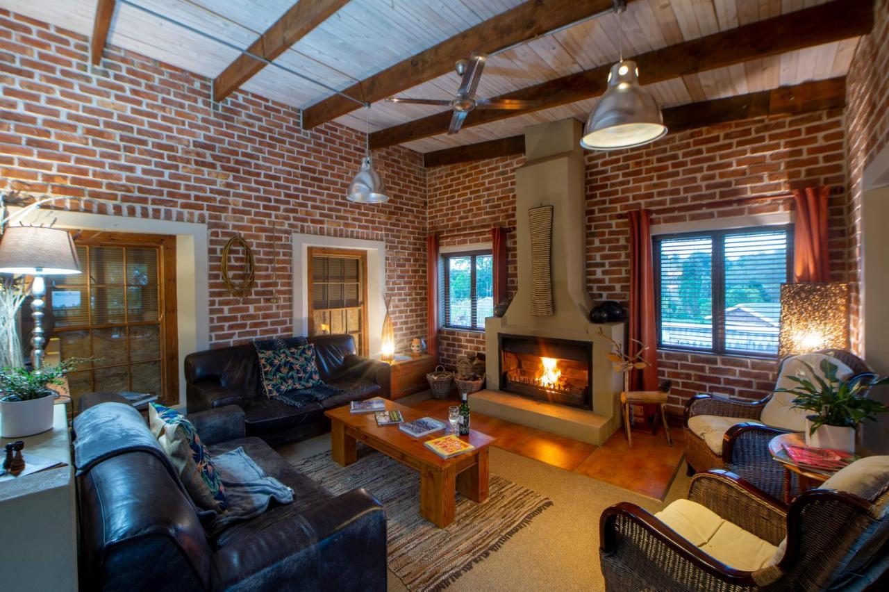 At The Woods Guest House Stormsrivier Extérieur photo